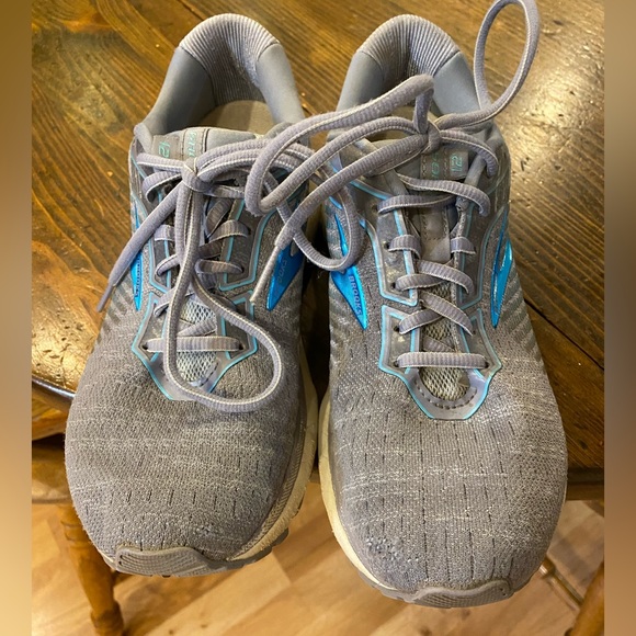 Brooks Ghost running shoes - Picture 2 of 2